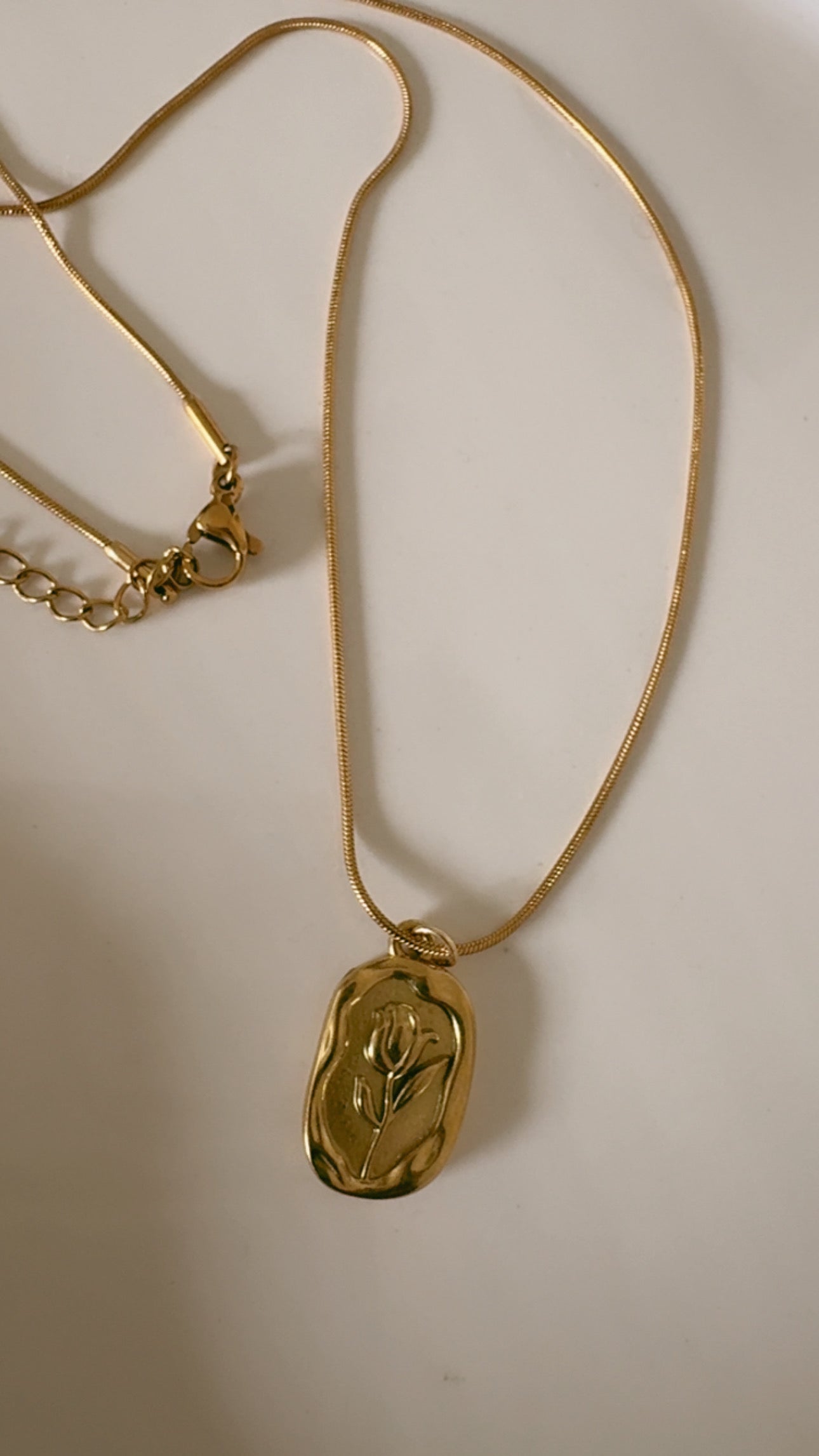 Tulip Necklace